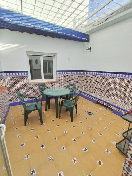 Foto 1fd7b2a6-ae92-45e0-995b-a5ddd48529ef. Casa amb calefacció a Centro Ciudad San Fernando