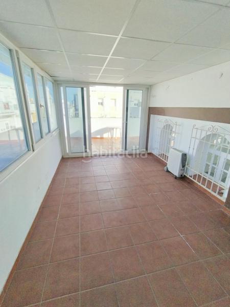 Foto 275753e6-09d5-436b-b23f-1c69612cf42f. Casa amb calefacció a Centro Ciudad San Fernando