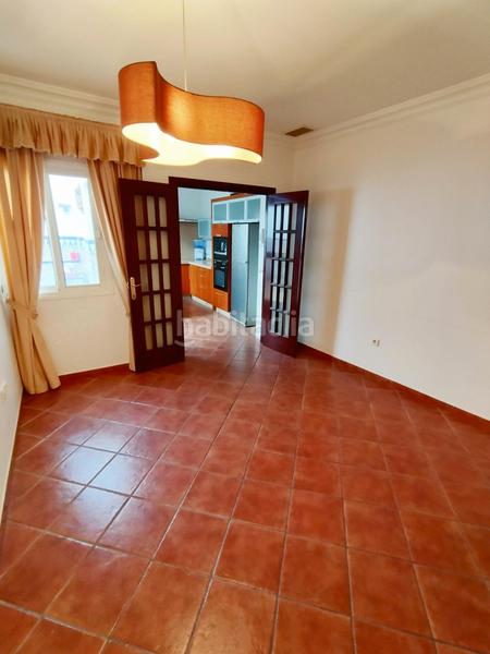 Foto bc8b12ef-1a36-41ad-870c-0cf306d4f1ed. Casa amb calefacció a Centro Ciudad San Fernando