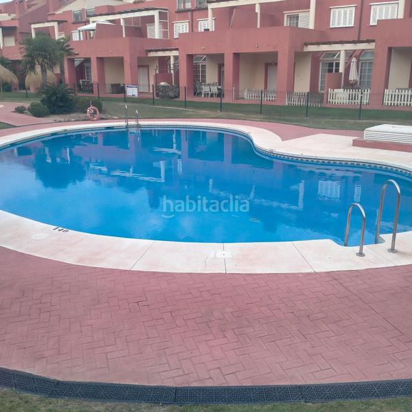 Foto bfa98e51-5816-489b-8e70-fc6c3de89e2c. Chalet con parcheggio piscina in Sotogrande costa Sotogrande