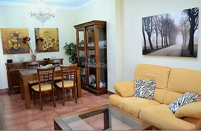 Foto 4408e4ff-3778-4a34-a76b-d0c4b4c89bae. Piccolo appartamento con parcheggio in Camposoto - Gallineras San Fernando