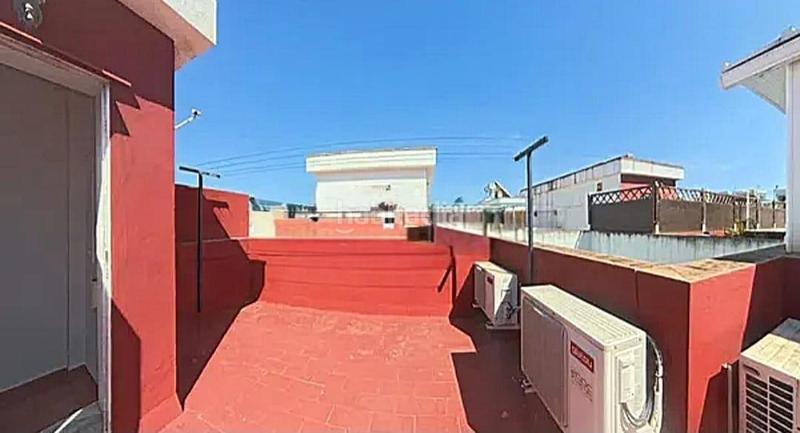 Foto d7f21088-2164-425e-b025-420f0b664efc. Piccolo appartamento con parcheggio in Camposoto - Gallineras San Fernando