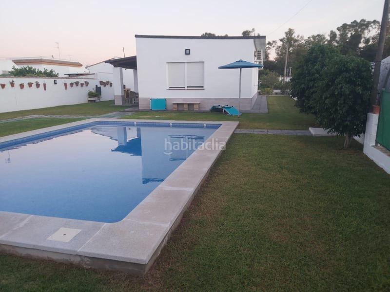 Foto 0c3e2fc0-66d1-45fd-afbc-46237e5db1b2. Lloguer xalet amb piscina a La Banda - Campo de Fútbol Chiclana de la Frontera