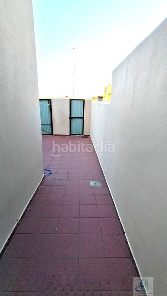Foto f2155469-679b-465c-8372-de808d89bfce. Dúplex a el campito 1 a Núcleo urbano Chiclana de la Frontera