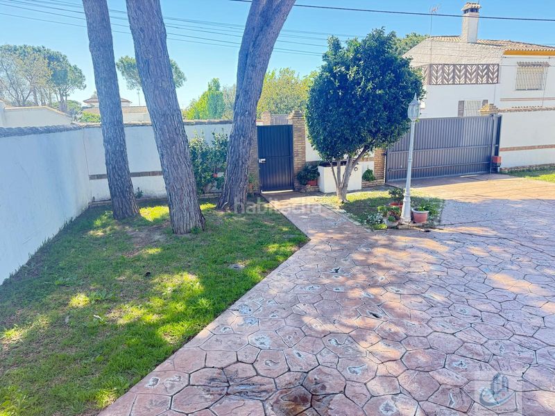 Foto 4deb342e-8795-4fa8-b818-127591486597. Chalet  en Los Gallos Chiclana de la Frontera