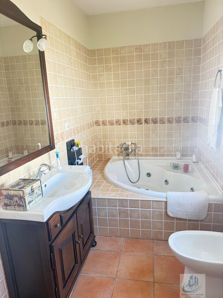 Foto 5ba7aede-c953-40d3-961b-a42d067d377b. Chalet  en Los Gallos Chiclana de la Frontera