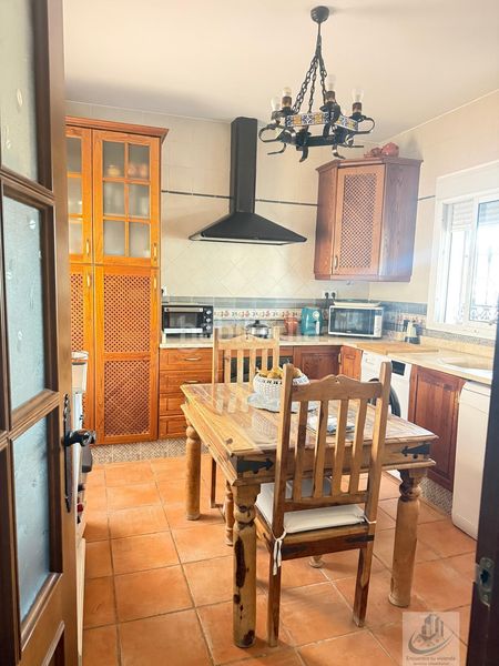 Foto af9cf585-0867-4a1e-b460-7ac75faa411e. Chalet  en Los Gallos Chiclana de la Frontera