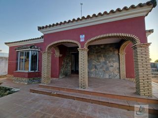 Chalet in Manzanares