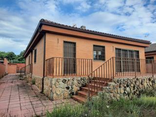 Xalet en Pioz. Chalet en venta en pioz
