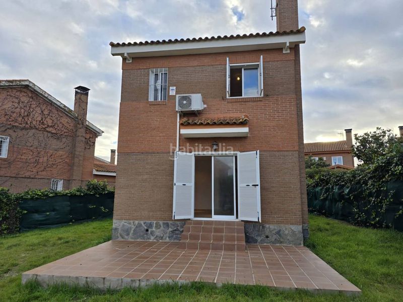 Foto 336e90d2-7486-4245-8608-cbc436d5b324. Chalet  independiente en venta . en Pioz