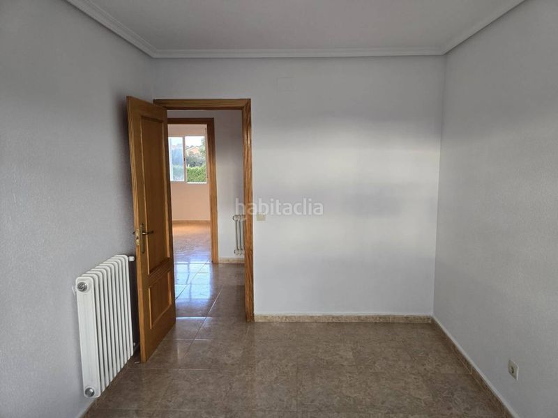 Foto 5c7989c1-05ce-41d9-84bc-23206f17a903. Chalet  independiente en venta . en Pioz