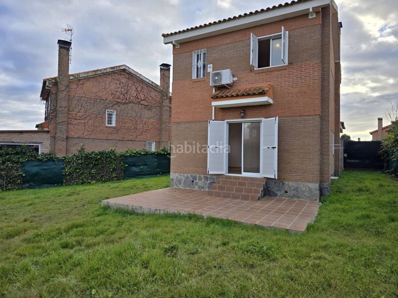 Foto 96e1006d-4480-4da0-8d00-14acff0171db. Chalet  independiente en venta . en Pioz