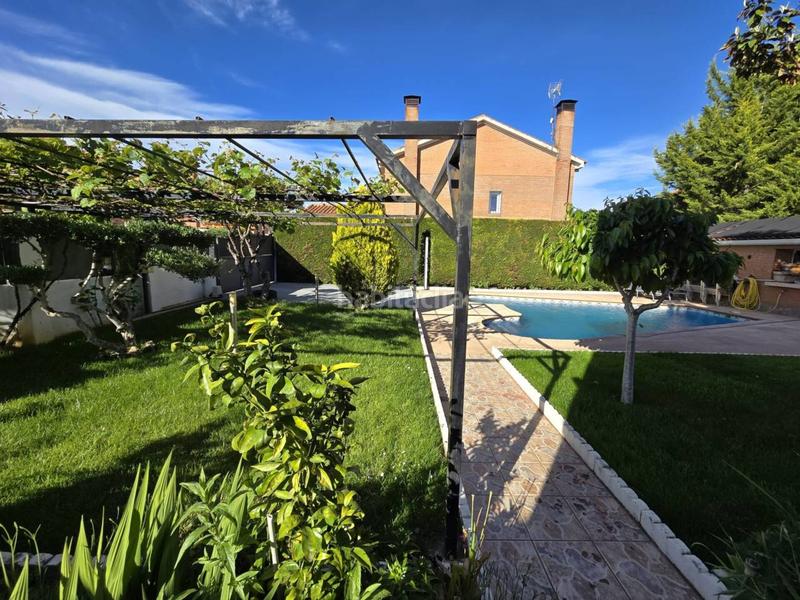 Foto 7cd7e438-9e75-47d7-96da-84cd1fba917b. Chalet  en venta en Pioz