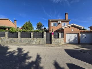 Xalet en Pioz. Chalet en venta en pioz