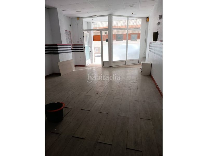 Foto cbb7ff5d-d92e-4f3b-8e8d-17dd2c1b67e9. Local comercial a Madrigal Villarreal / Vila - real