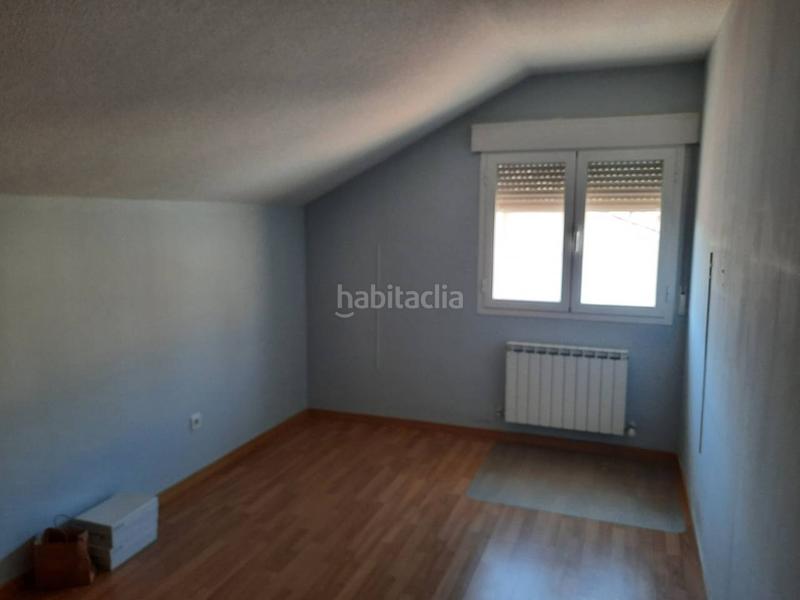 Foto 78971dcf-9186-4358-87b1-88a525a2366c. Casa aparellada amb calefacció aparcament a Pioz