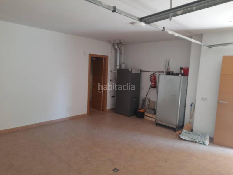 Foto 9404cb27-68bf-40f6-9c4a-1624c7d5c686. Casa aparellada amb calefacció aparcament a Pioz