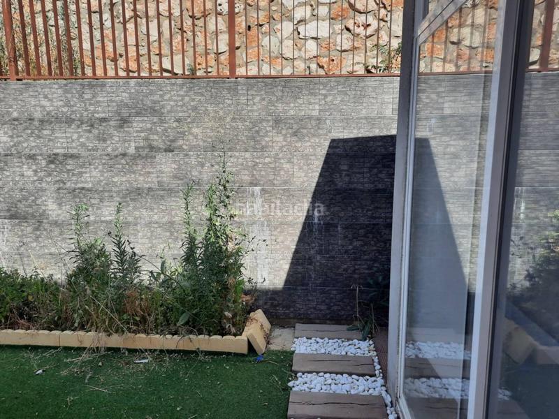 Foto 96d7d9e0-d476-4701-9c14-9e6722397952. Casa aparellada amb calefacció aparcament a Pioz