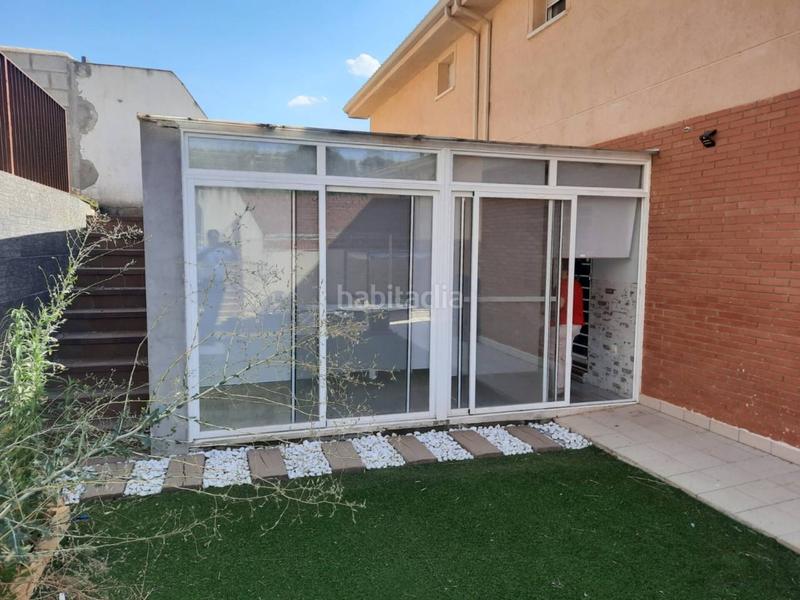 Foto ebd16ef5-f6fb-42c4-a22a-271bf546c30a. Casa aparellada amb calefacció aparcament a Pioz