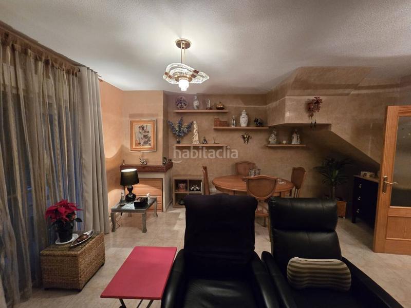 Foto 49fb7539-2919-45a3-8282-870e45e74b55. Chalet avec chauffage parking dans Pioz