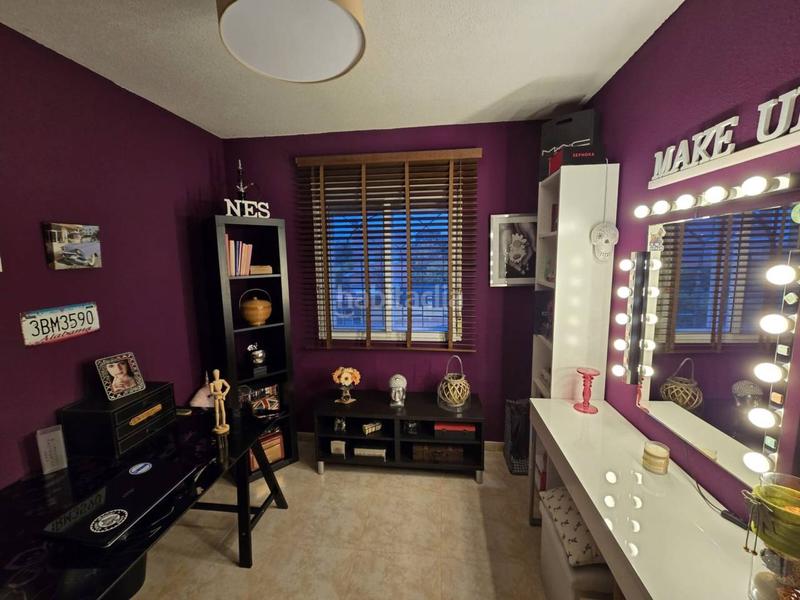 Foto aef94ac3-c60c-43fe-a85a-7bb67c33ffbc. Chalet avec chauffage parking dans Pioz