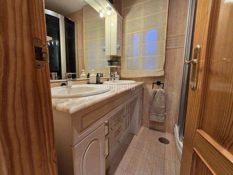 Foto f28c1890-3135-46df-ba8c-20f4a977f3c8. Chalet avec chauffage parking dans Pioz