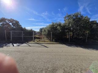 Terreny residencial  C las suertes. Terreno en venta en pioz