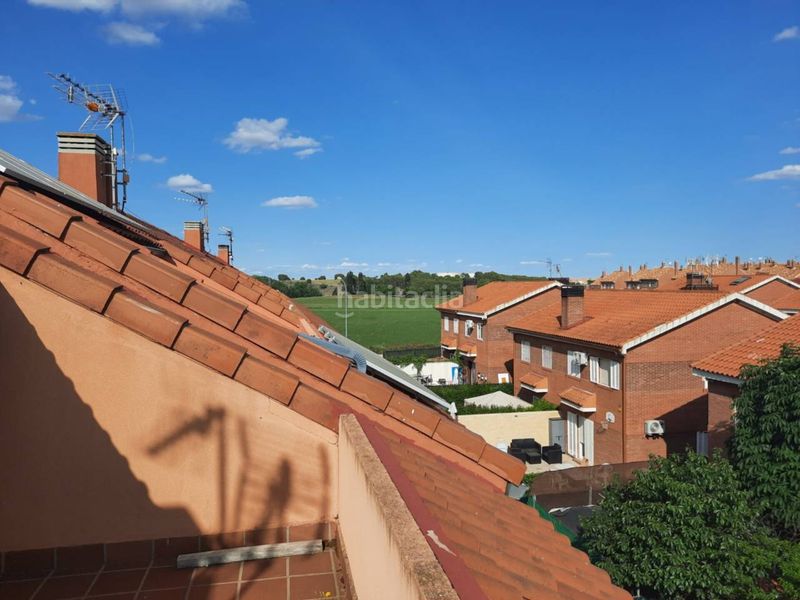 Foto 4086a085-a55f-4fc7-a365-8f5dbf34d636. Casa adossada amb calefacció aparcament a Pioz