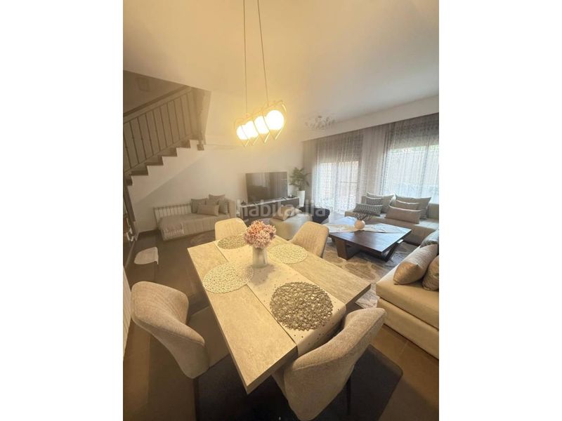 Foto 9badc3e7-ba5e-4faa-a9bb-722c74938935. Casa adossada amb calefacció aparcament a Pioz