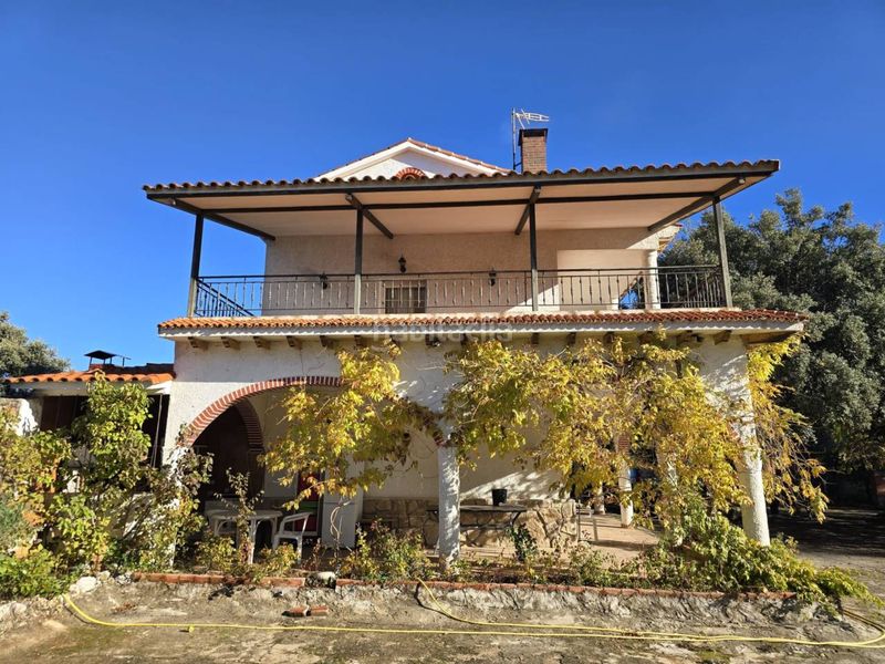 Foto 4b888f70-8259-447d-a712-b552189a3a89. Chalet  en venta en Pioz