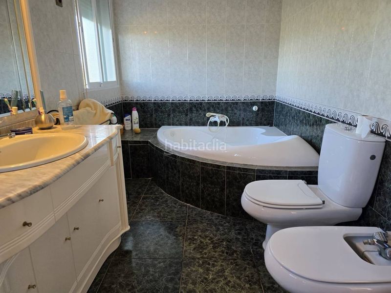 Foto fa96b31f-7cda-4976-b10c-fda056fa2e56. Chalet  en venta en Pioz