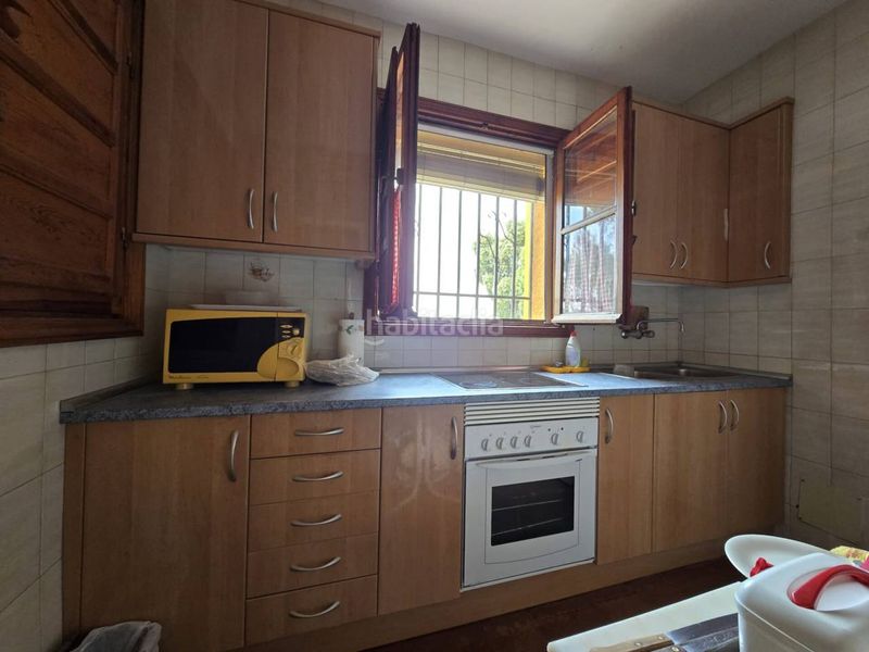 Foto de497f4b-19e2-4a50-8812-60d06e1d2758. Chalet  en venta en Pioz
