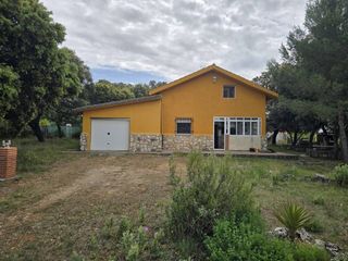 Chalet à Pioz. Chalet en venta en pioz