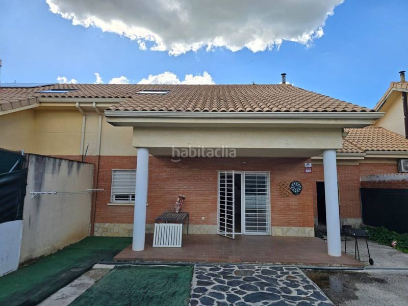 Foto 2f0066f6-5a07-42a9-9ec9-5be13812b35f. Casa adossada amb calefacció a Pioz