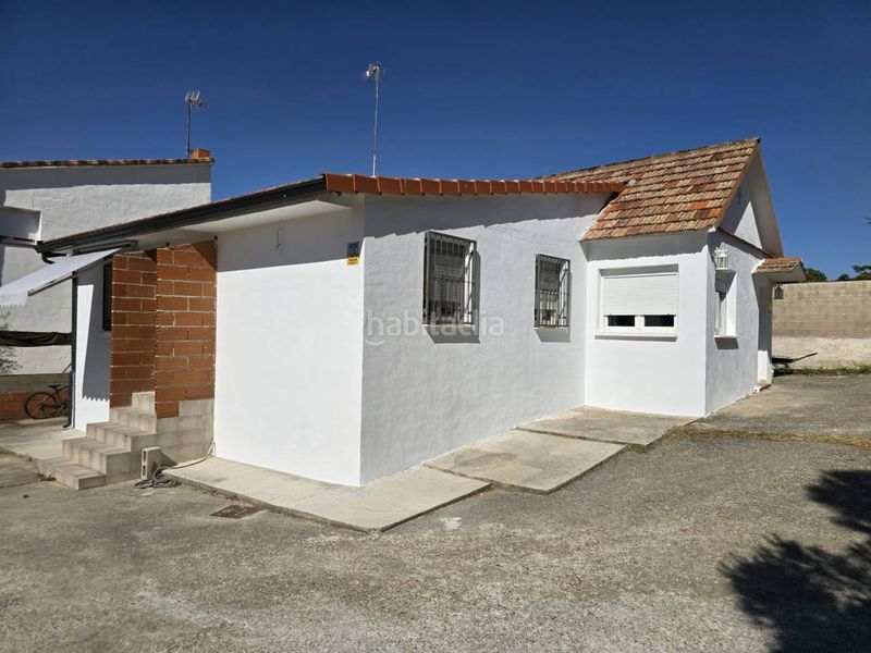 Foto 0bb747bc-1a4a-4690-8749-fc3dbe09128c. Xalet amb aparcament piscina a Pioz