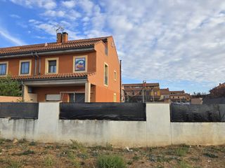 Casa adossada a Pioz