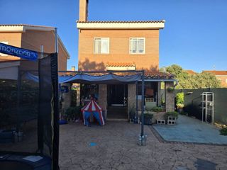 Chalet in Pioz. Chalet en venta en pioz