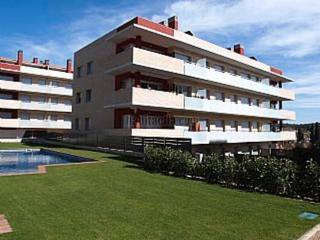 Piso  Carrer santa llúcia. En venta piso 3 hab, gran terraza y piscina comunitaria