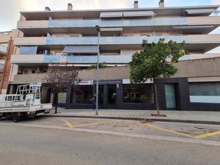 Location Local commercial  Ronda doctor anglès 39. Local de 100m2 en alquiler en canet de mar