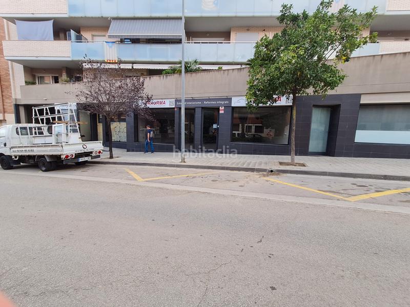 Foto 3a9089cc-63ec-459d-8885-61f0316d9f4c. Location local commercial dans ronda doctor anglès 39 dans Canet de Mar