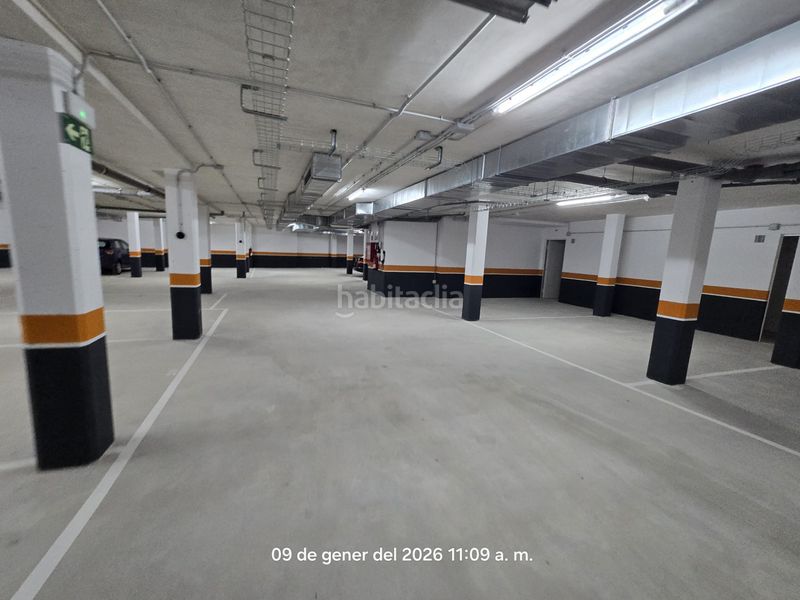 Foto a7079a97-6016-4dd2-9900-ee69523f3f06. Aparcament cotxe a Canet de Mar