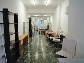 Miete Geschäftsraum  Carrer de casanova. Se alquila local  de unos 155m diafanos, muy buena ubicación , c