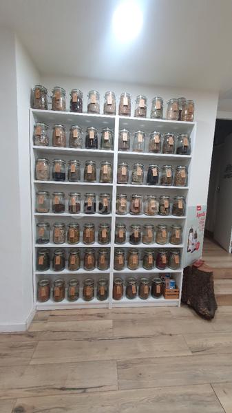 Foto 8735c0f2-e520-4aa0-af4a-6d6b09c52a90. Transfer business premise in Vilapicina - Torre Llobeta Barcelona