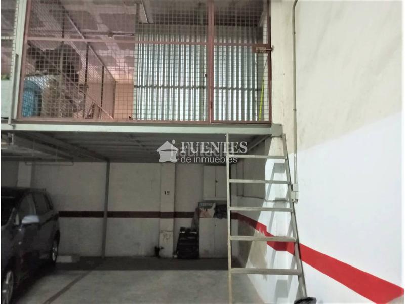 Foto cb25ecf8-62d4-45e9-b327-f188414f1519. Autoparkplatz in Carolinas Altas Alicante