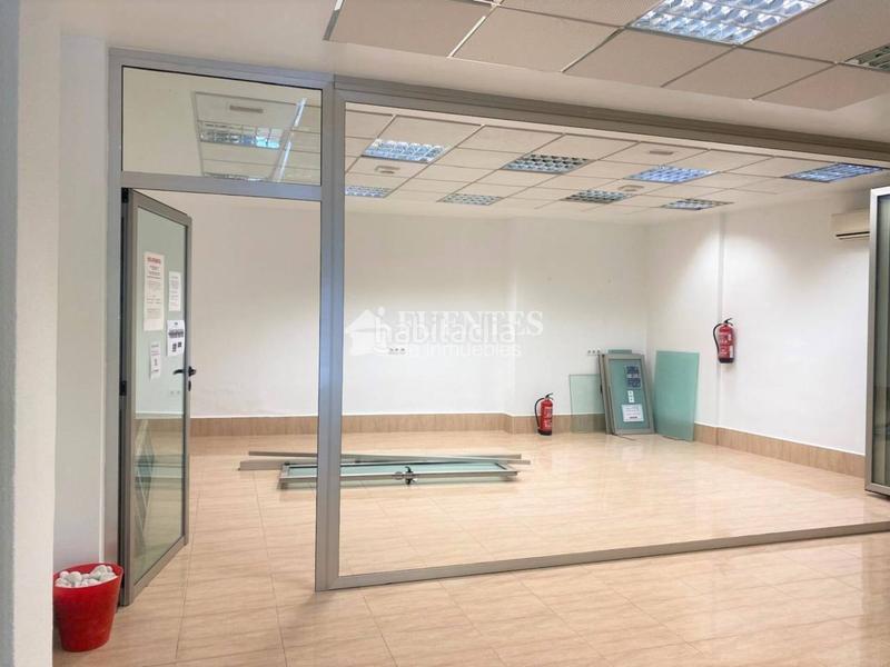 Foto 1c4c3585-295e-4ddb-bd1f-426a0e36c9f0. Locale commerciale in Carolinas Altas Alicante
