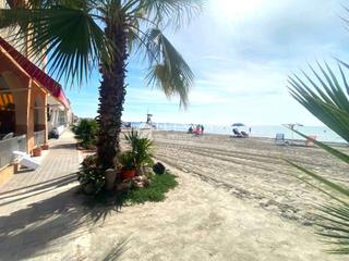 Pis  Vicente blasco ibáñez. Playa lisasanta pola