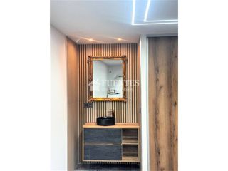 Local Comercial  Calle padre esplá. Venta  de local dentro de mercado comercial en alicante  alacant