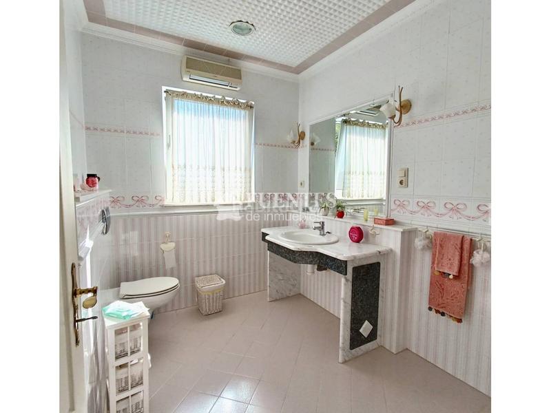 Foto dd077752-813f-4a58-b126-a275ad52bb08. Xalet amb aparcament piscina a Pueblo Guardamar del Segura