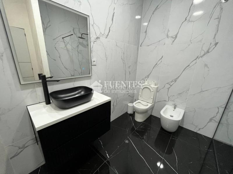 Foto bcaa8323-be9b-43c0-8e82-142fcfefb933. Pis a Altozano - Conde Lumiares Alicante