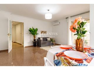 Etagenwohnung  Juan de herrera. Piso en venta en mercado central, todo exterior reformado.
